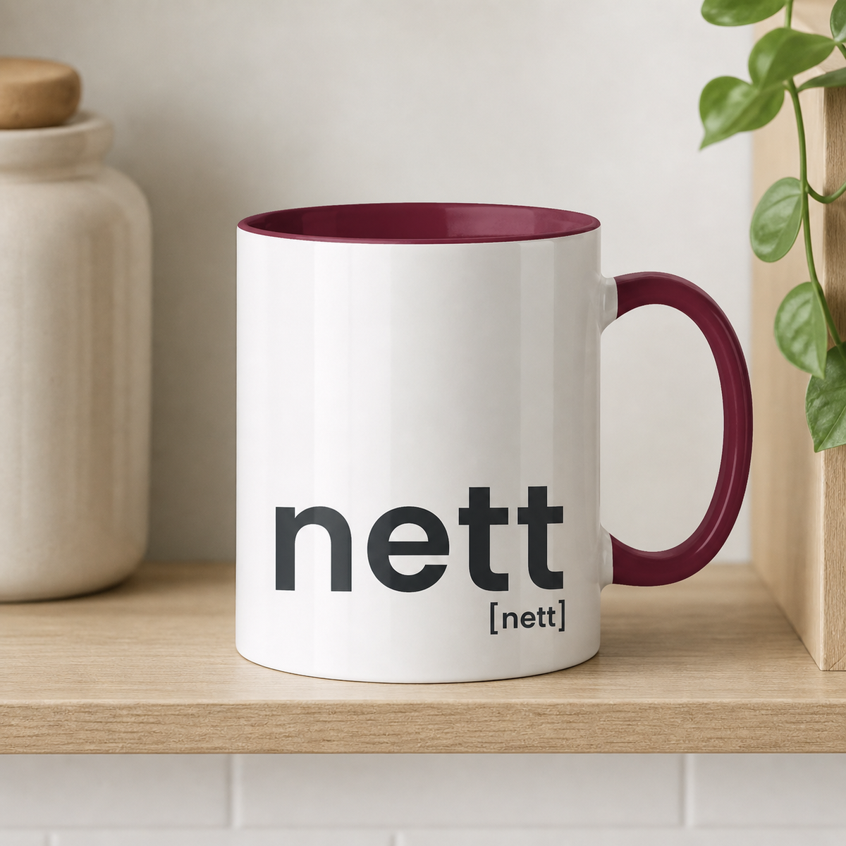 JoisPulse Tasse nett mit bordeauxrotem Henkel und bordeauxroter Innenseite