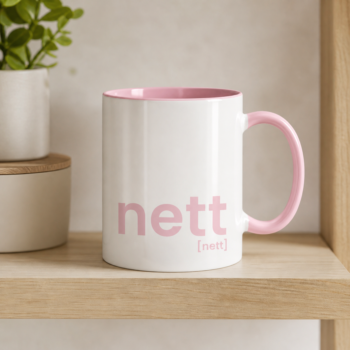 JoisPulse Tasse nett mit rosafarbenem Henkel und rosafarbener Innenseite